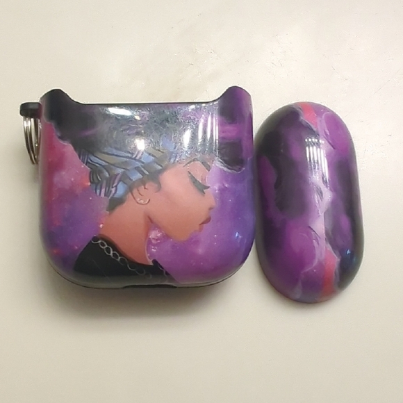 Accessories - Purple Artistic AirPods Case
